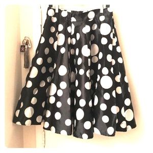 🐩 Polka Dot Flare Out Skirt 🐩